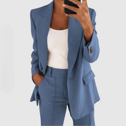 Carla | Conjunto sofisticado de dos piezas con blazer y pantalón