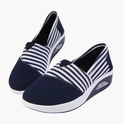 Lorena | Ortopedyczne trampki damskie typu slip on z fakturą