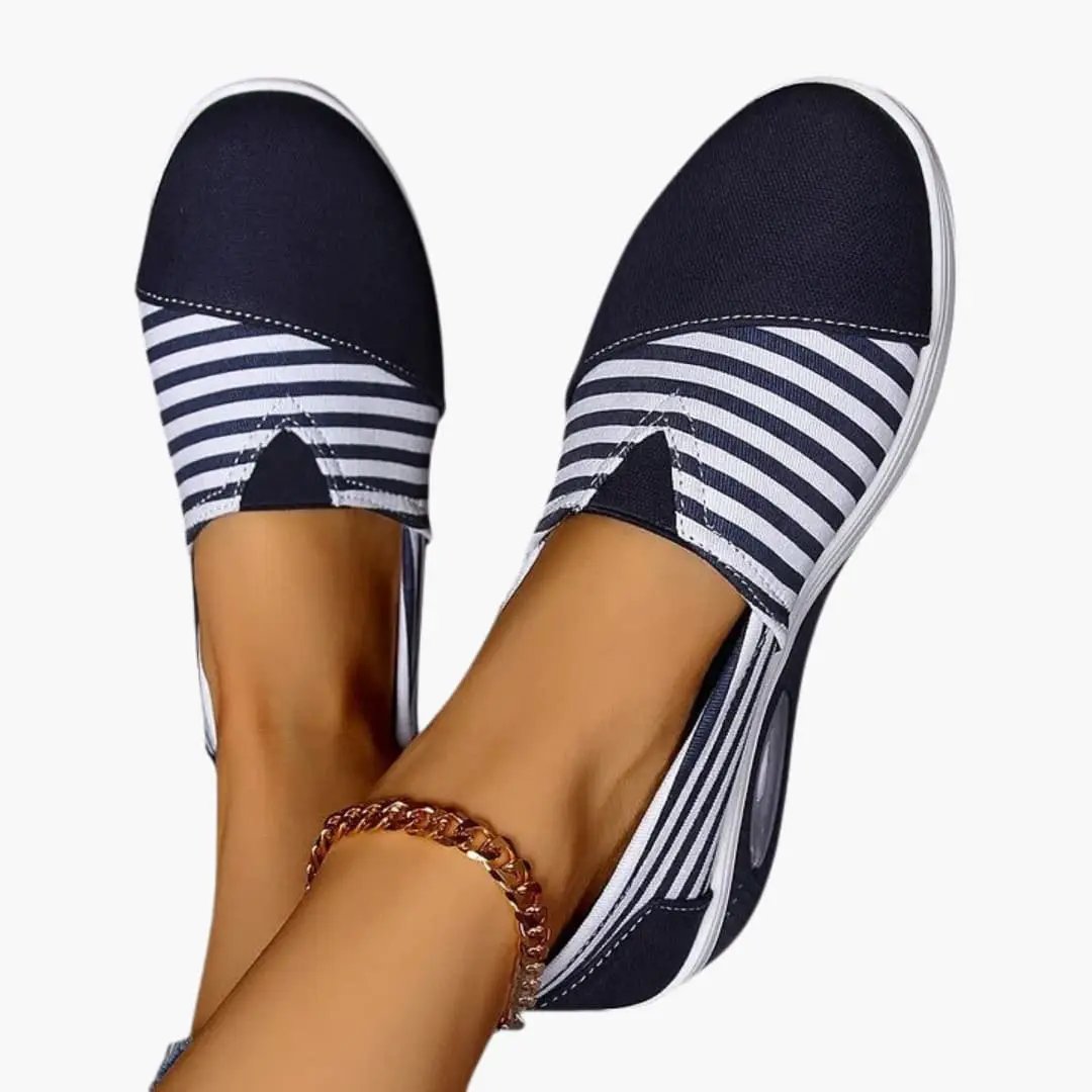 Lorena | Ortopedyczne trampki damskie typu slip on z fakturą