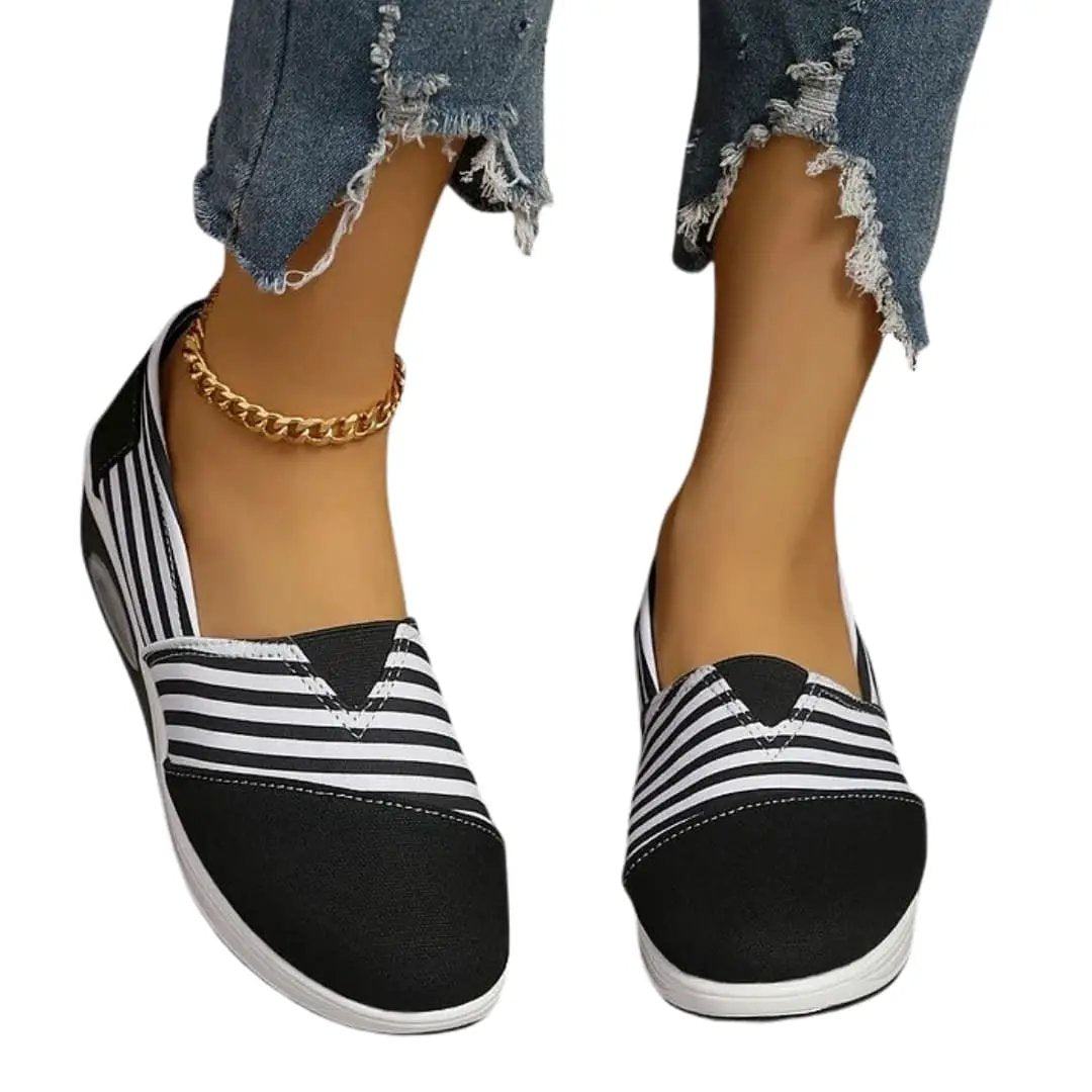 Lorena | Ortopedyczne trampki damskie typu slip on z fakturą