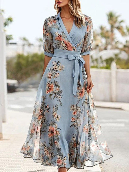 Lourdes | Robe midi avec col en V et imprimé floral avec ceinture