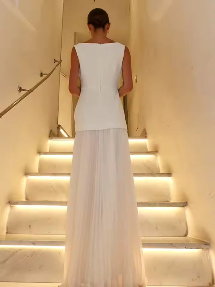 Roweena | Elegant Sleeveless Pleated Maxi Dress