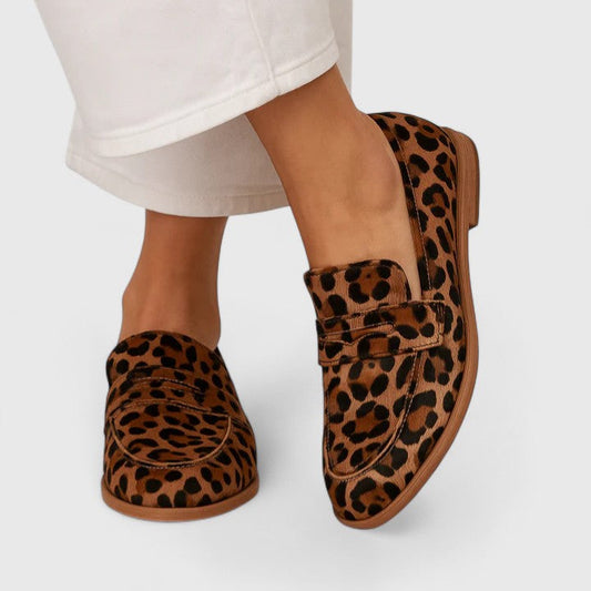 Kaelia | Soft loafers with front detail and leopard print