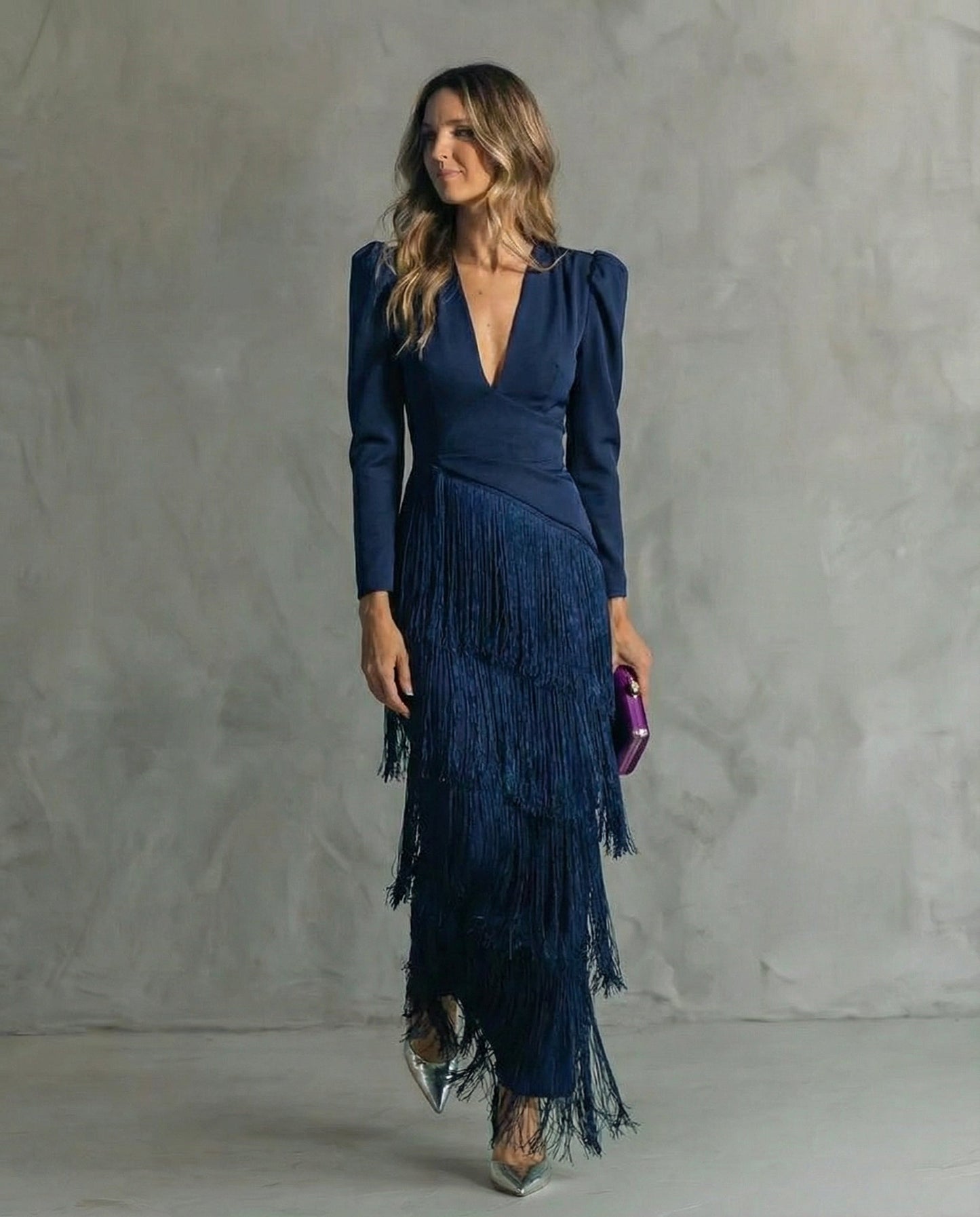 Rufina | Vestido midi elegante con flecos y escote en V