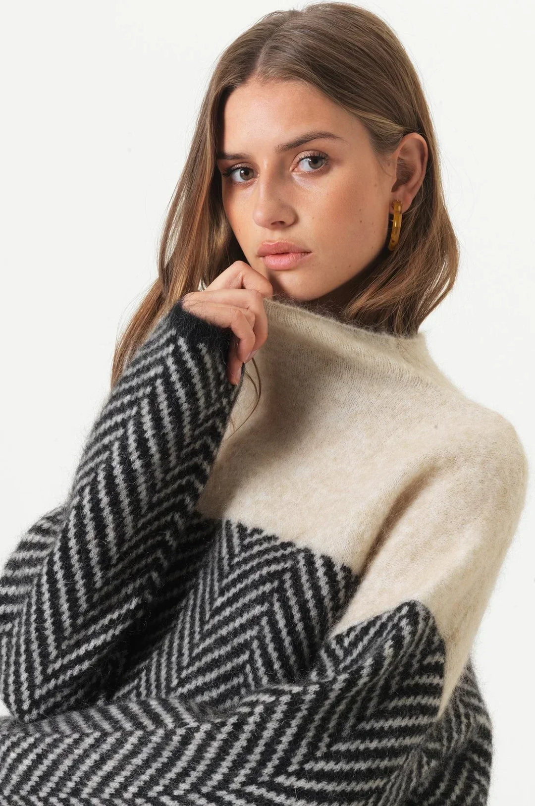 Fátima | Jersey de invierno oversize para mujer con cuello alto