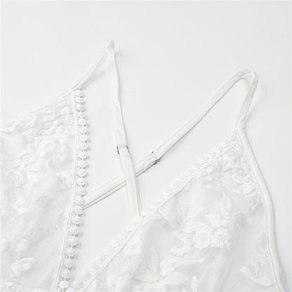 Felicidad | Vestido elegante con bordado floral y tirantes finos