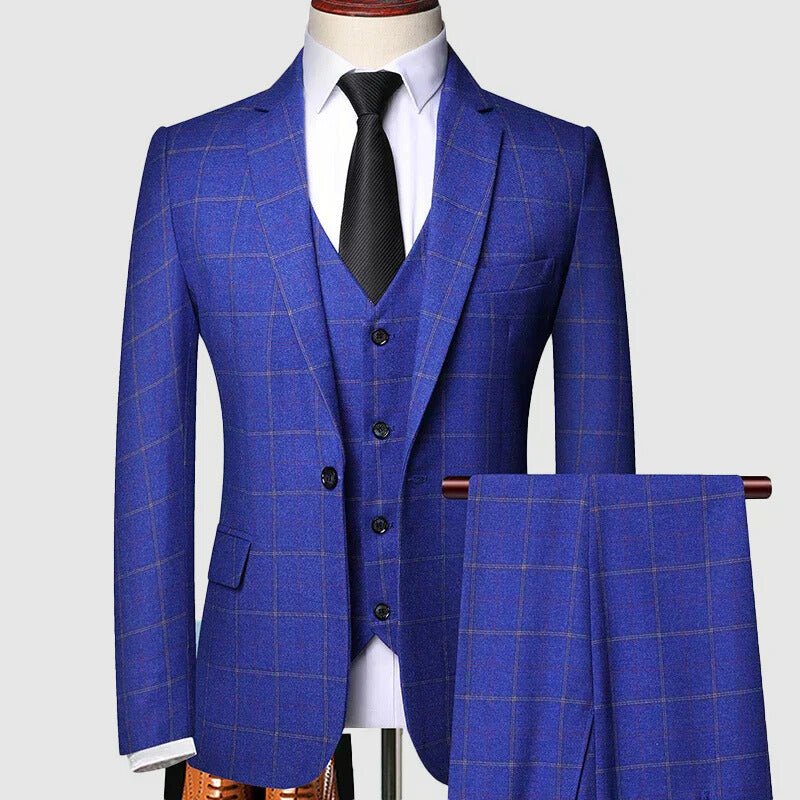 Javier | Traje para hombre de tres piezas con chaleco y corte entallado