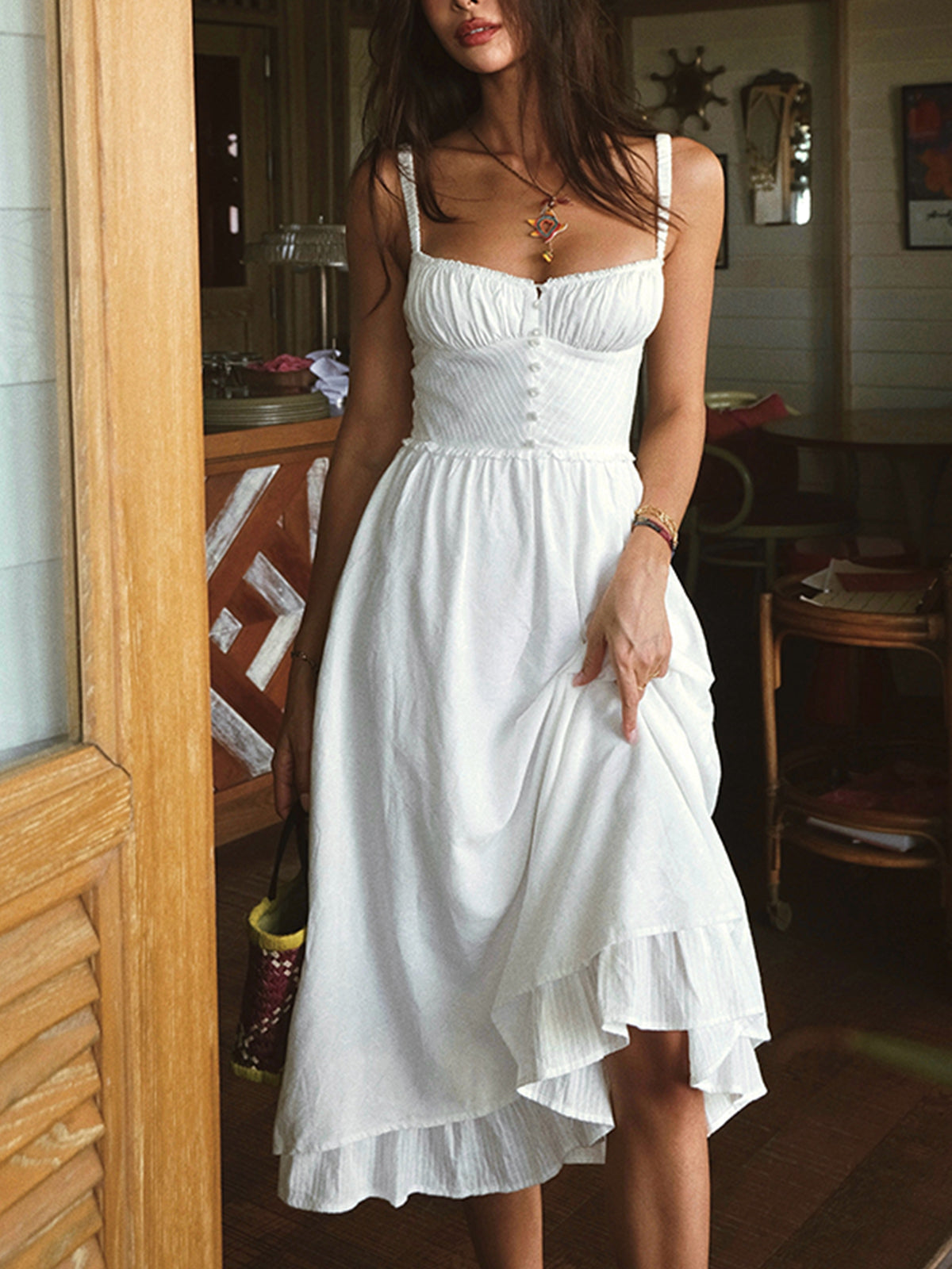 Mónica | Vestido midi para mujer con tirantes finos y volantes