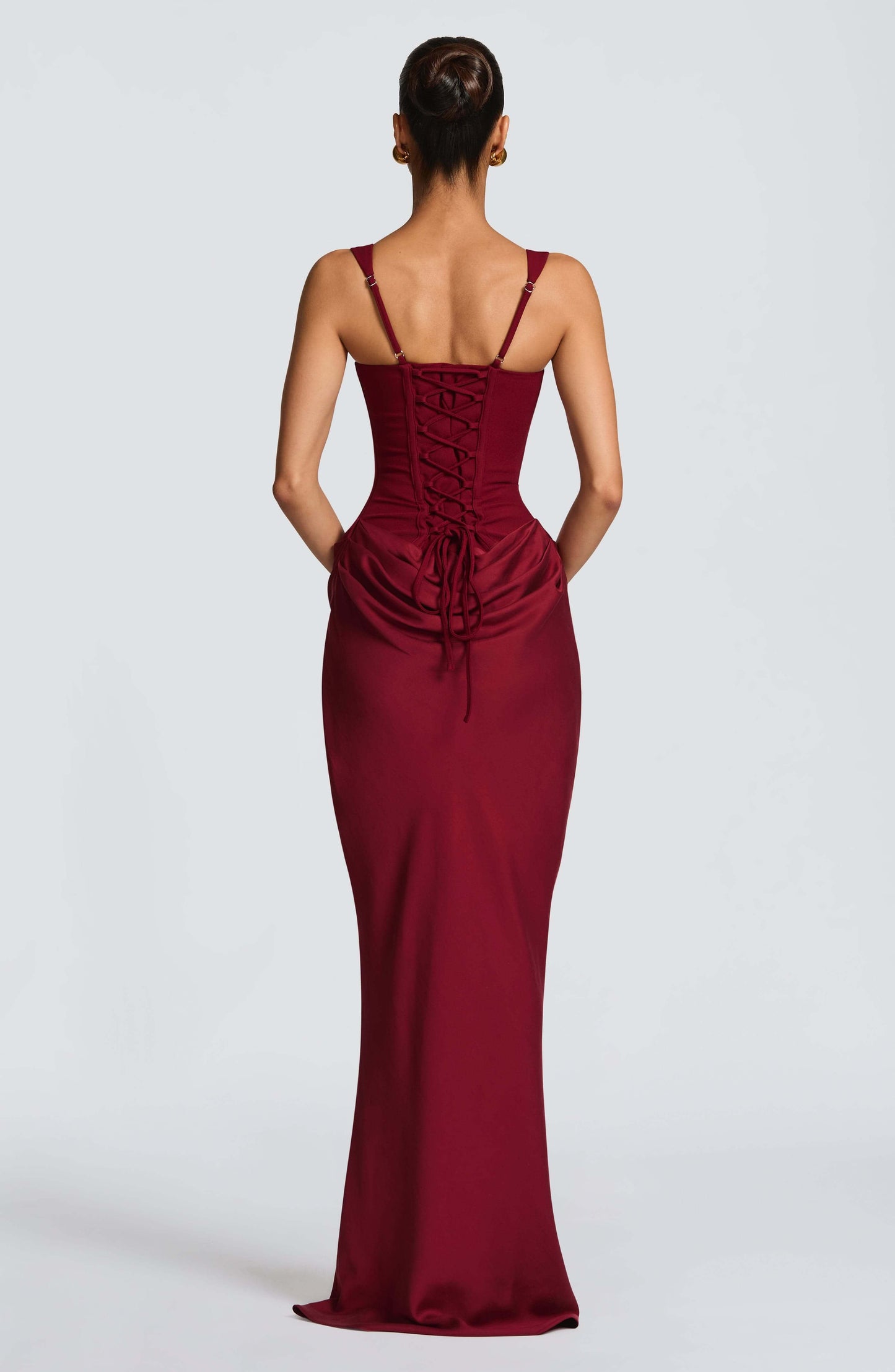 Elira | Women's sleeveless fitted maxi wedding dress