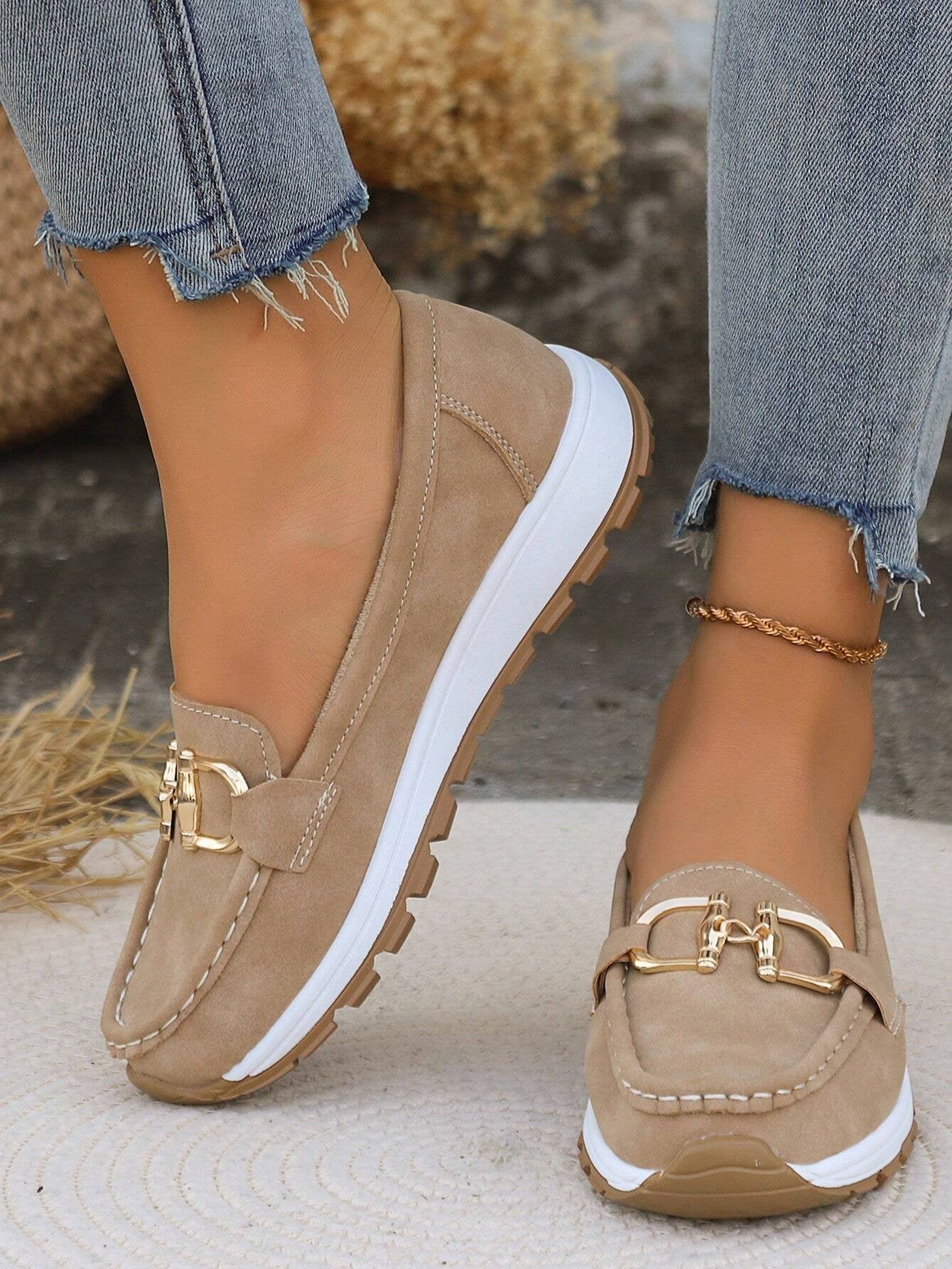 Graciela | Mocasines para mujer con hebilla y suela cómoda